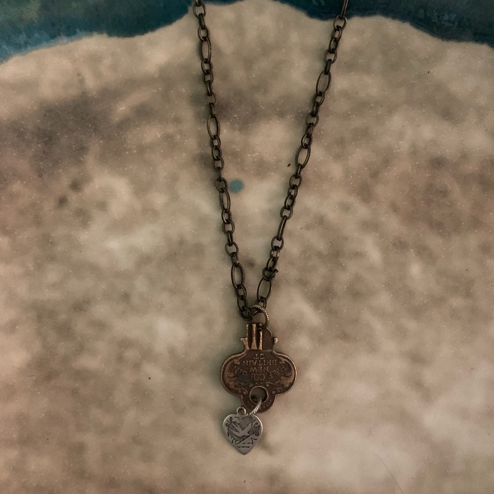 Chain link charm necklace